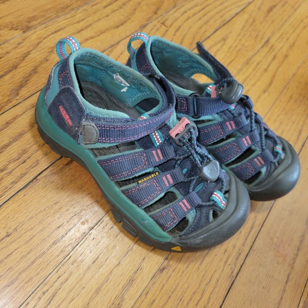 KEEN NEWPORT  H2 Kids 11 Teal Blue Pink Water Sport Hiking Trail Sandals Shoes